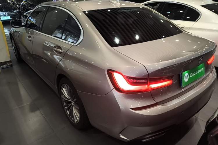 Used BMW 3 Series 2020 325Li M Sport Package Rear Left 45 Deg