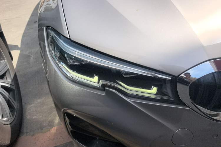 Used BMW 3 Series 2020 320Li M Sport Package Right Front Headlight