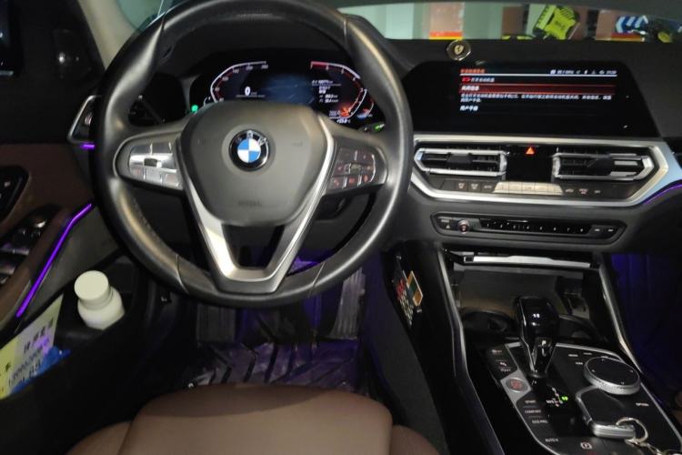 Used BMW 3 Series 2020 325Li First Edition Steering Wheel