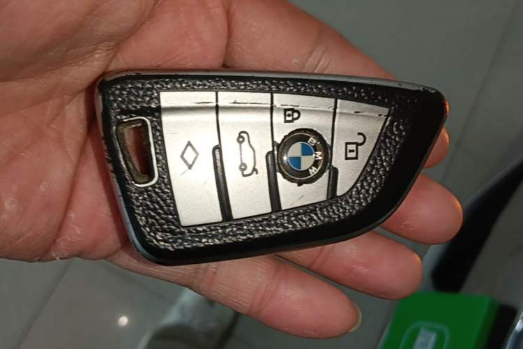 Used BMW 3 Series 2020 Restyled 325Li M Sport Package Vehicle Key