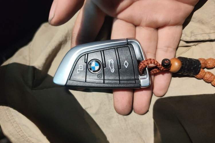 Used BMW 3 Series 2020 325Li First Edition Vehicle Key