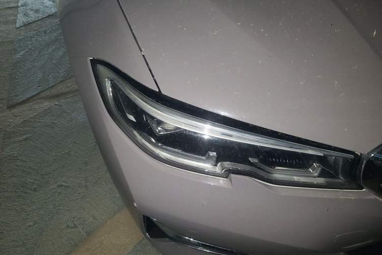 Used BMW 3 Series 2020 325Li First Edition Right Front Headlight