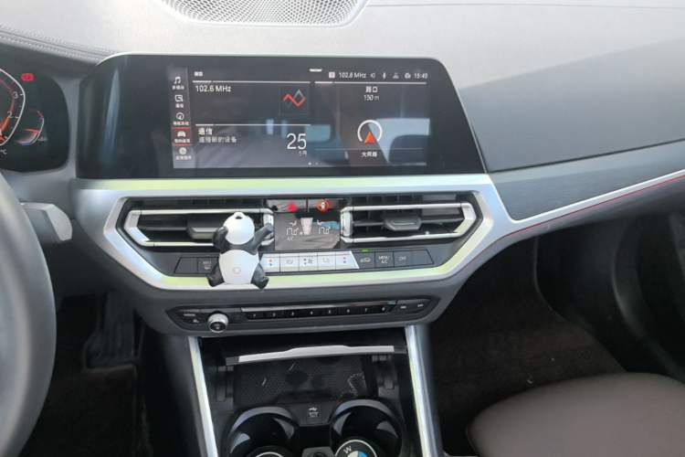 Used BMW 3 Series 2020 325i M Sport Package Audio And AC Panel