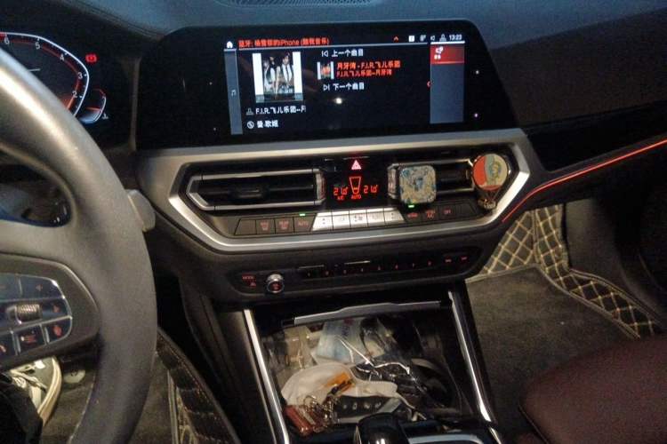 Used BMW 3 Series 2020 325Li First Edition Audio And AC Panel
