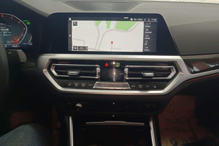 Used BMW 3 Series 2020 325Li xDrive M Sport Package Audio And AC Panel