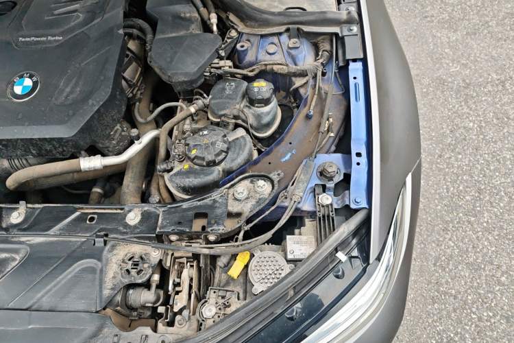 Used BMW 3 Series 2020 Restyled 325i M Sport Night Edition Package Engine Bay Left