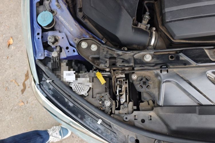 Used BMW 3 Series 2020 Restyled 325Li M Sport Package Engine Bay Right
