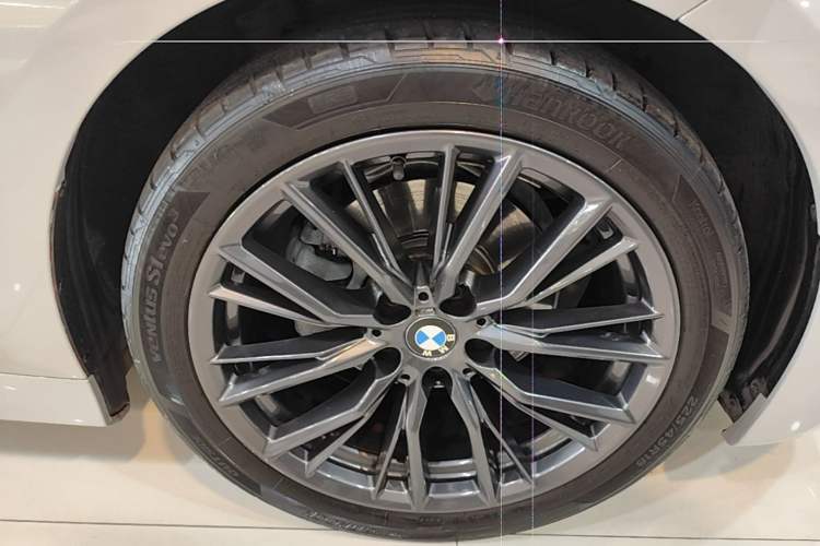 Used BMW 3 Series 2020 Facelifted 325Li M Sport Night Edition Package Exterior 4