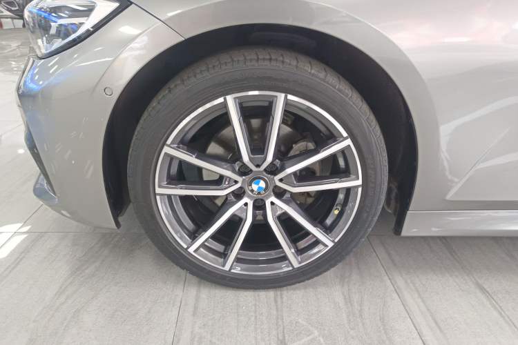 Used BMW 3 Series 2020 325Li xDrive M Sport Package Exterior 4
