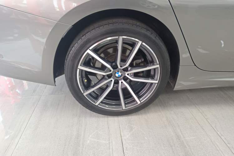 Used BMW 3 Series 2020 325Li xDrive M Sport Package Exterior 5