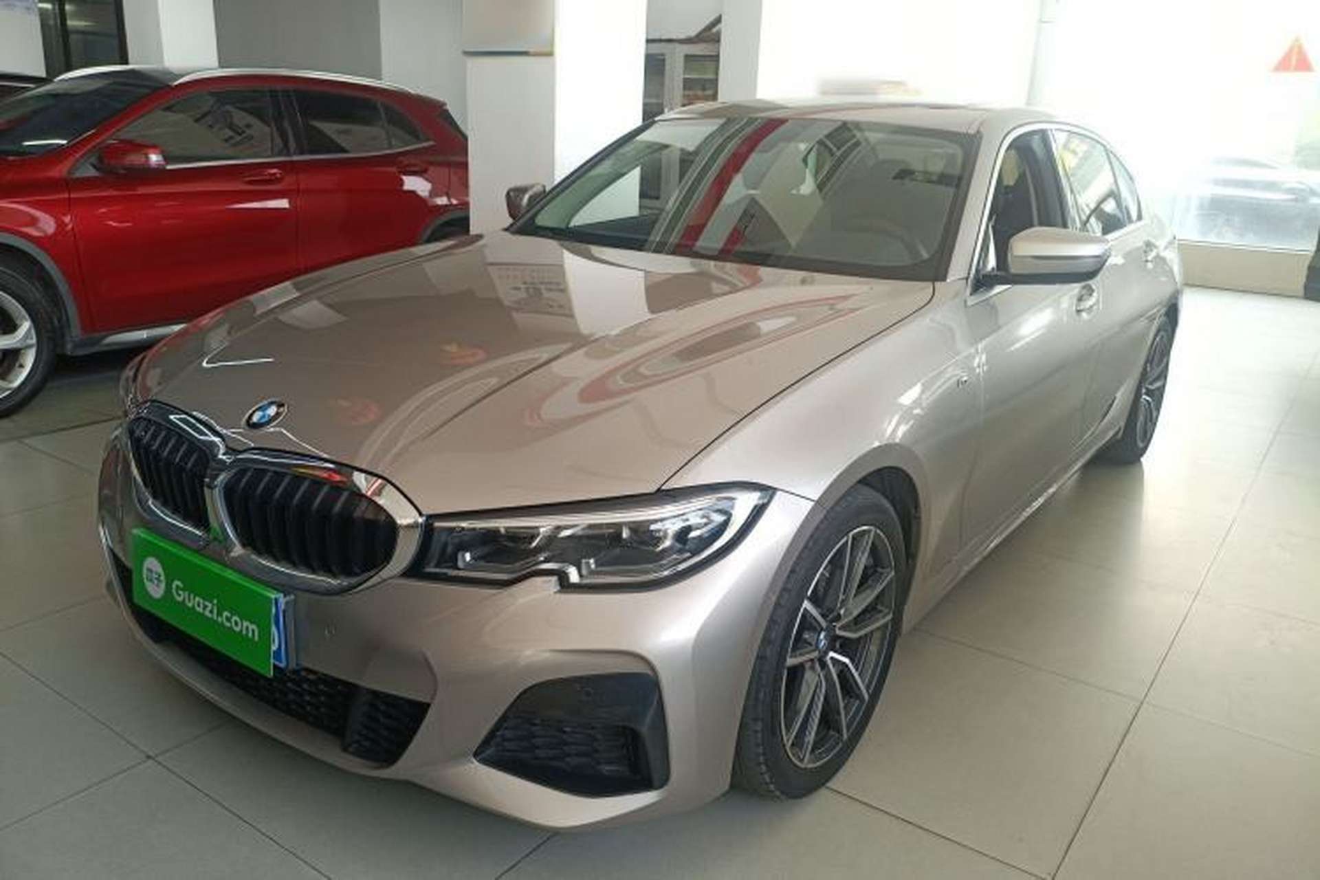 Used BMW 3 Series 2020 320Li M Sport Package Front Left 45 Deg