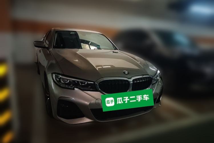Used BMW 3 Series 2020 320Li M Sport Package Front Right 45 Deg