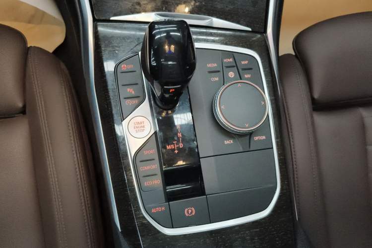 Used BMW 3 Series 2020 Restyled 325Li M Sport Package Gear Lever