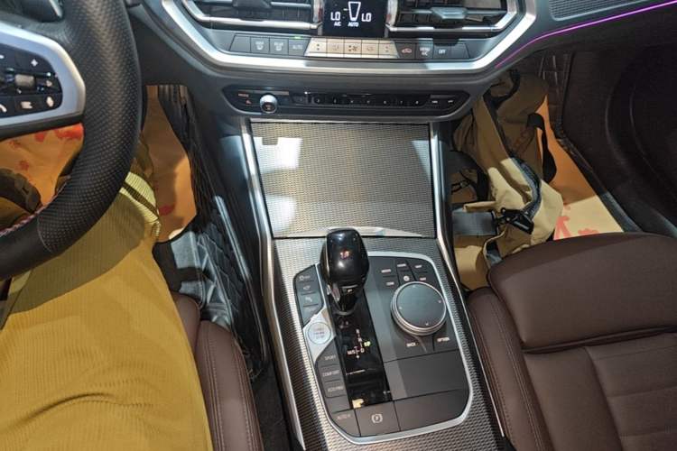 Used BMW 3 Series 2020 Facelifted 325Li M Sport Night Edition Package Gear Lever