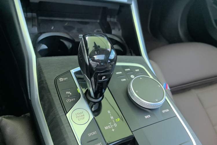 Used BMW 3 Series 2020 325i M Sport Package Gear Lever