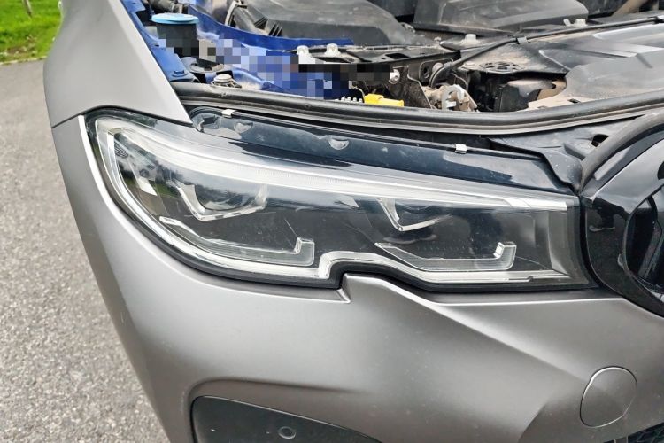 Used BMW 3 Series 2020 Restyled 325i M Sport Night Edition Package Right Front Headlight