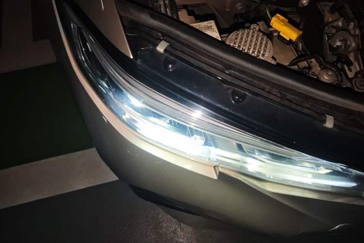 Used BMW 3 Series 2020 320Li M Sport Package Right Front Headlight
