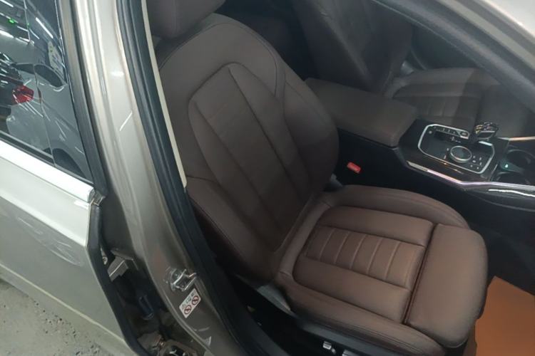 Used BMW 3 Series 2020 Restyled 325Li M Sport Package Right Front Seat