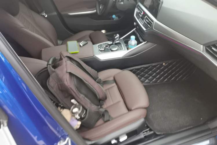 Used BMW 3 Series 2020 Facelifted 325Li M Sport Night Edition Package Right Front Seat