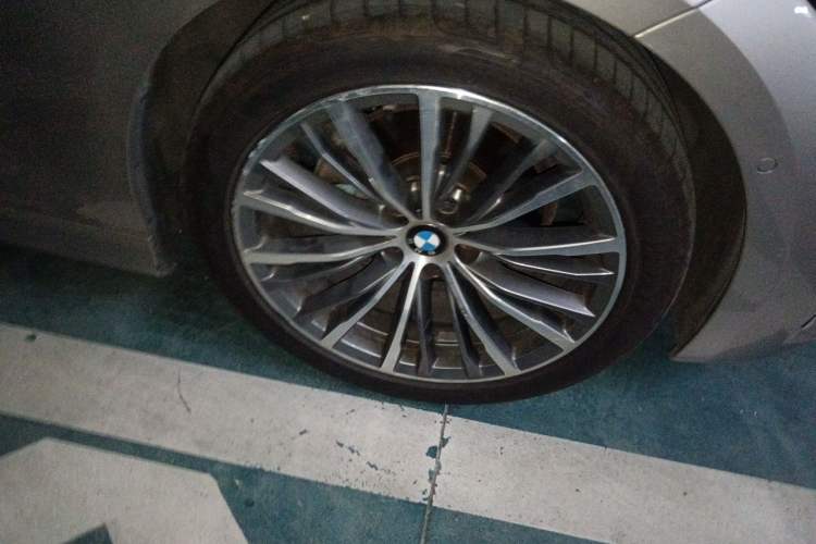 Used BMW 3 Series 2020 325Li First Edition Right Front Wheel Hub