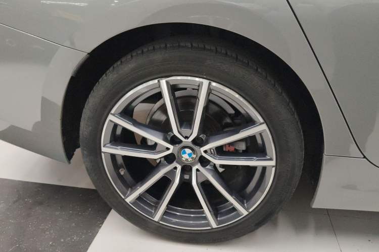 Used BMW 3 Series 2020 Restyled 325Li M Sport Package Right Rear Wheel Hub