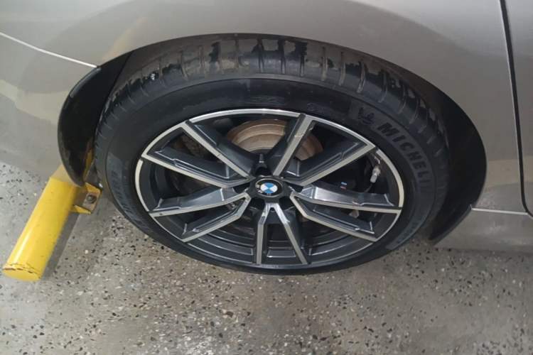 Used BMW 3 Series 2020 Restyled 325Li M Sport Package Right Rear Wheel Hub