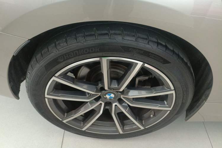 Used BMW 3 Series 2020 320Li M Sport Package Right Rear Wheel Hub