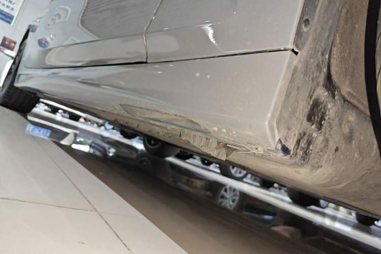Used BMW 3 Series 2020 Facelifted 325Li M Sport Night Edition Package Right Side Sill