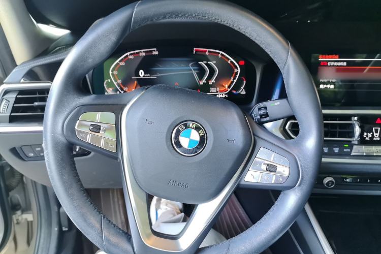 Used BMW 3 Series 2020 325Li First Edition Steering Wheel