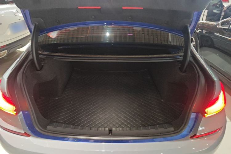 Used BMW 3 Series 2020 Facelifted 325Li M Sport Night Edition Package Trunk