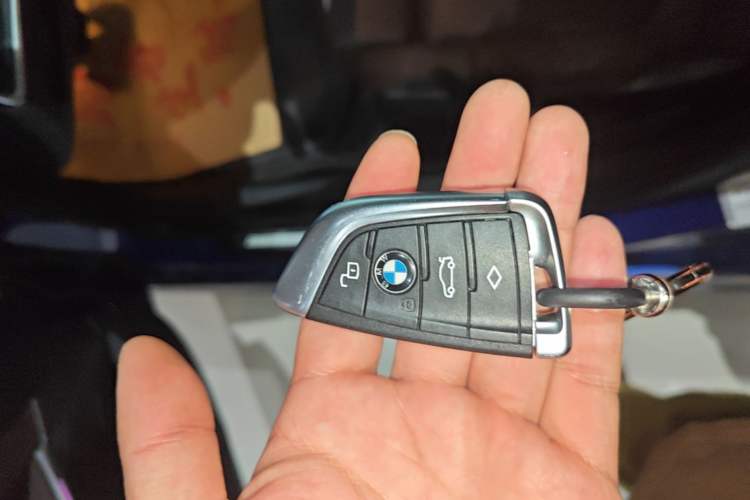 Used BMW 3 Series 2020 Facelifted 325Li M Sport Night Edition Package Vehicle Key