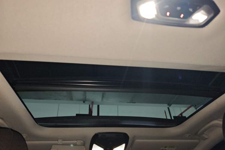 Used BMW 3 Series 2020 325i M Sport Package Headliner