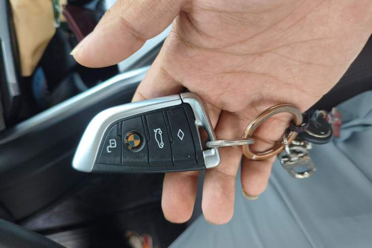 Used BMW 3 Series 2020 Facelifted 325Li M Sport Night Edition Package Vehicle Key