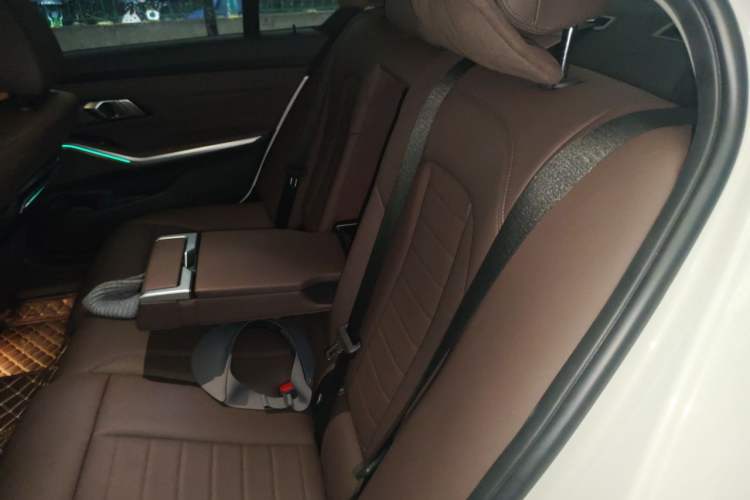 Used BMW 3 Series 2020 325Li M Sport Night Edition Package Left Rear Seat