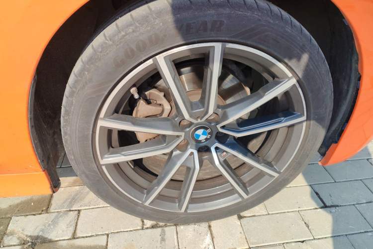 Used BMW 3 Series 2020 325Li M Sport Package Right Front Wheel Hub