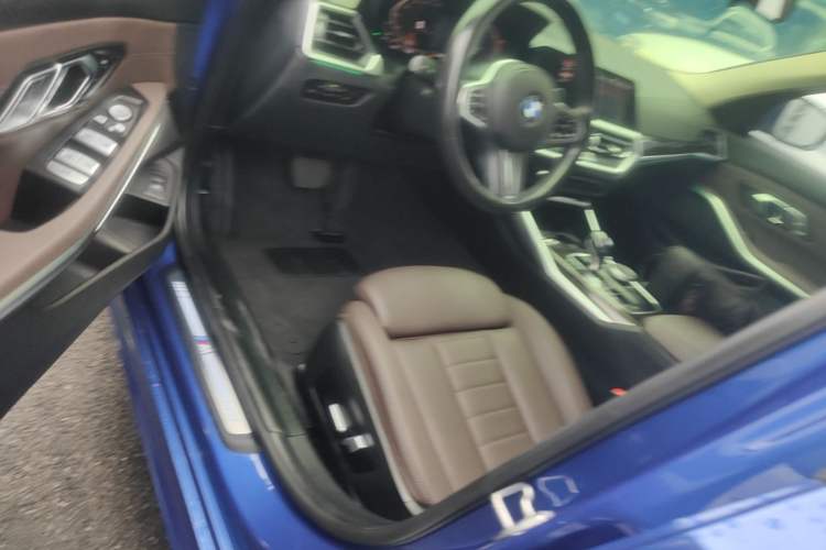 Used BMW 3 Series 2020 Facelift 325Li First Edition Driver Seat