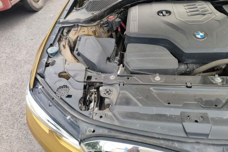 Used BMW 3 Series 2020 325Li First Edition Engine Bay Right