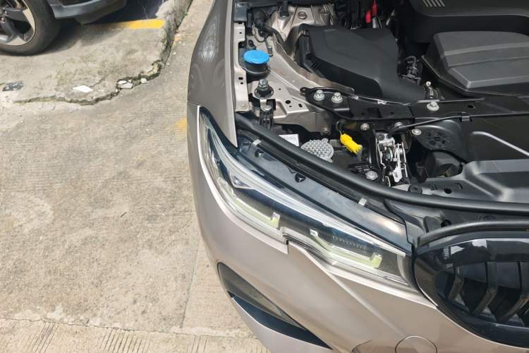 Used BMW 3 Series 2020 Facelifted 325Li M Sport Night Edition Package Engine Bay Right