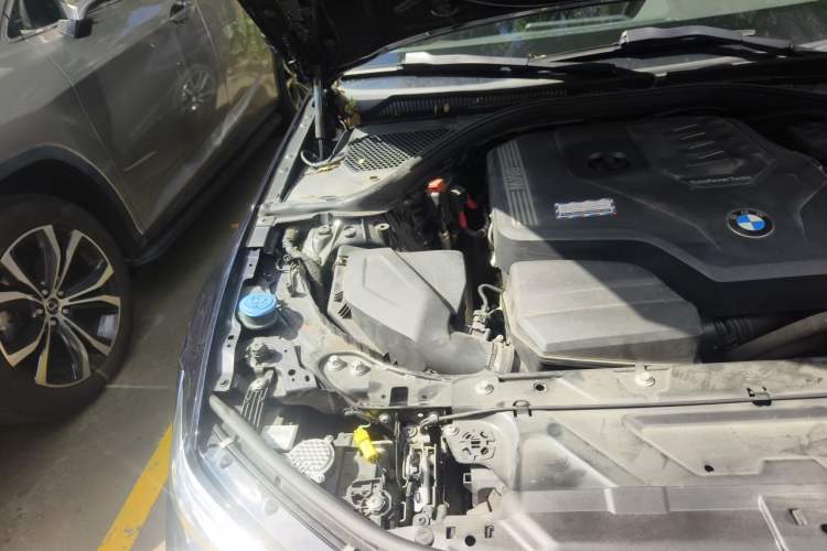 Used BMW 3 Series 2020 Restyled 325Li M Sport Package Engine Bay Right