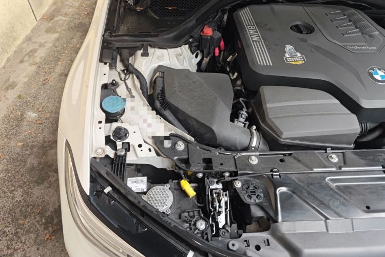Used BMW 3 Series 2020 Restyled 325i M Sport Night Edition Package Engine Bay Right