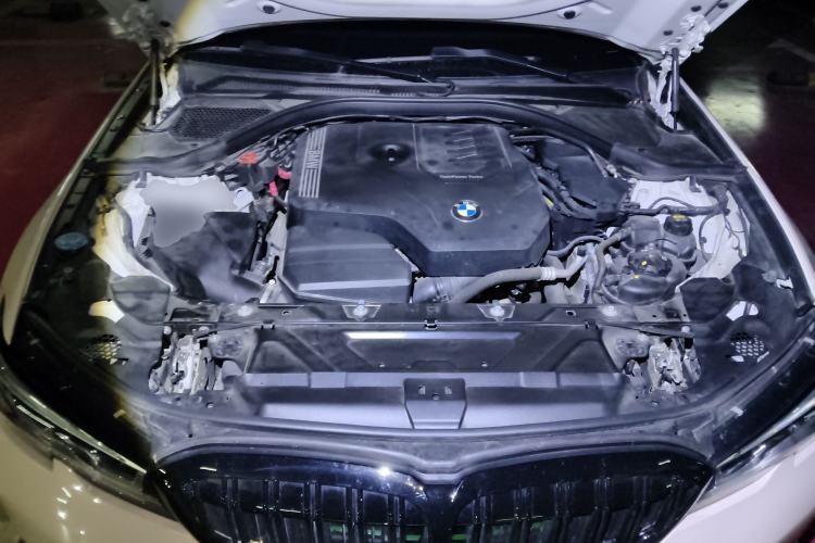 Used BMW 3 Series 2020 325Li First Edition Engine Bay