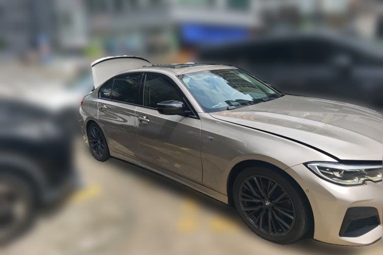 Used BMW 3 Series 2020 Facelifted 325Li M Sport Night Edition Package Front Right 45 Deg