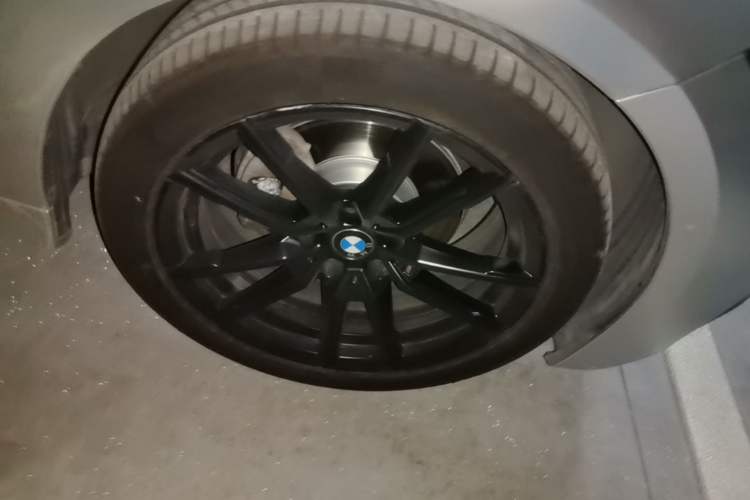 Used BMW 3 Series 2020 Restyled 325Li M Sport Package Right Front Wheel Hub