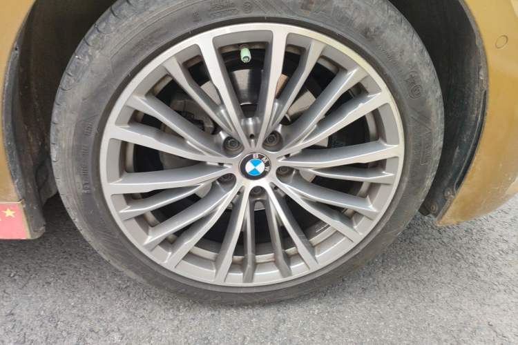 Used BMW 3 Series 2020 325Li First Edition Right Front Wheel Hub
