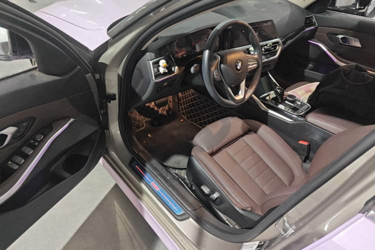 Used BMW 3 Series 2020 325Li First Edition Driver Seat