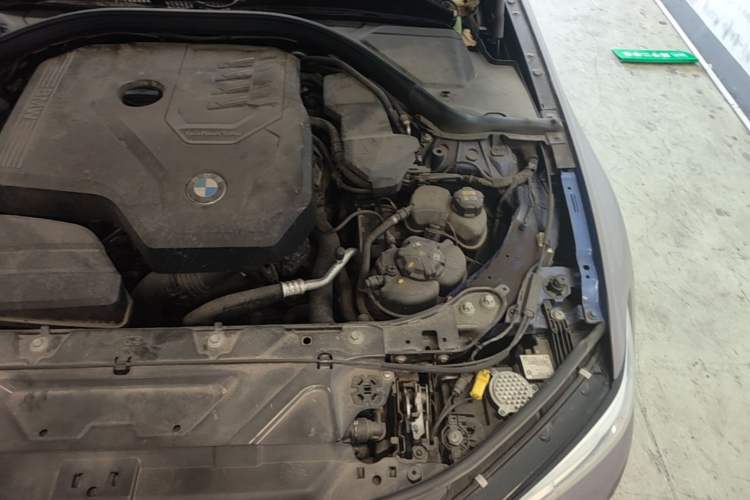 Used BMW 3 Series 2020 Restyled 325i M Sport Night Edition Package Engine Bay Left
