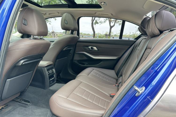 Used BMW 3 Series 2020 325Li M Sport Package Interior 9