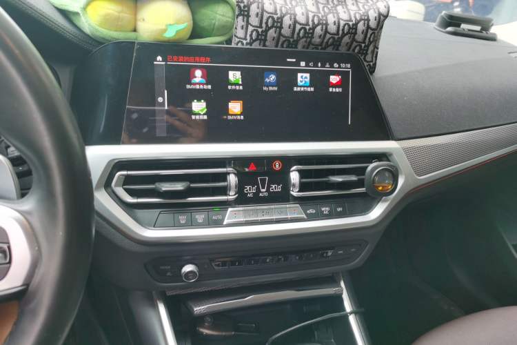 Used BMW 3 Series 2020 325i M Sport Night Edition package Audio And AC Panel