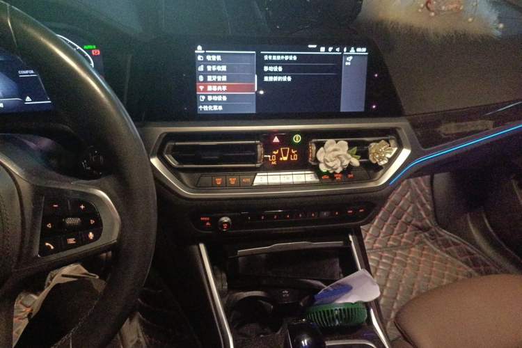 Used BMW 3 Series 2020 325Li M Sport Package Audio And AC Panel