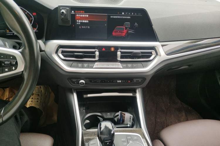 Used BMW 3 Series 2020 325Li M Sport Package Audio And AC Panel